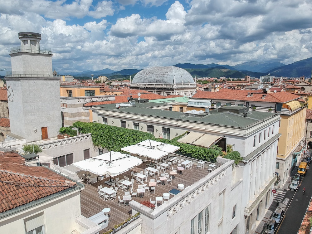 Vittoria Hotel 4/75