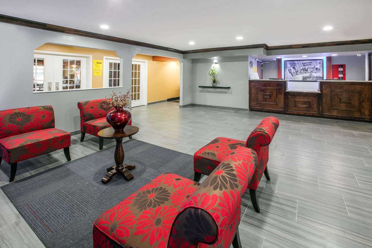 Super 8 by Wyndham Farmers Branch/North Dallas 20/28