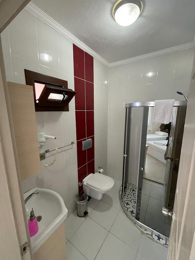 Cilek Butik Otel 50/50