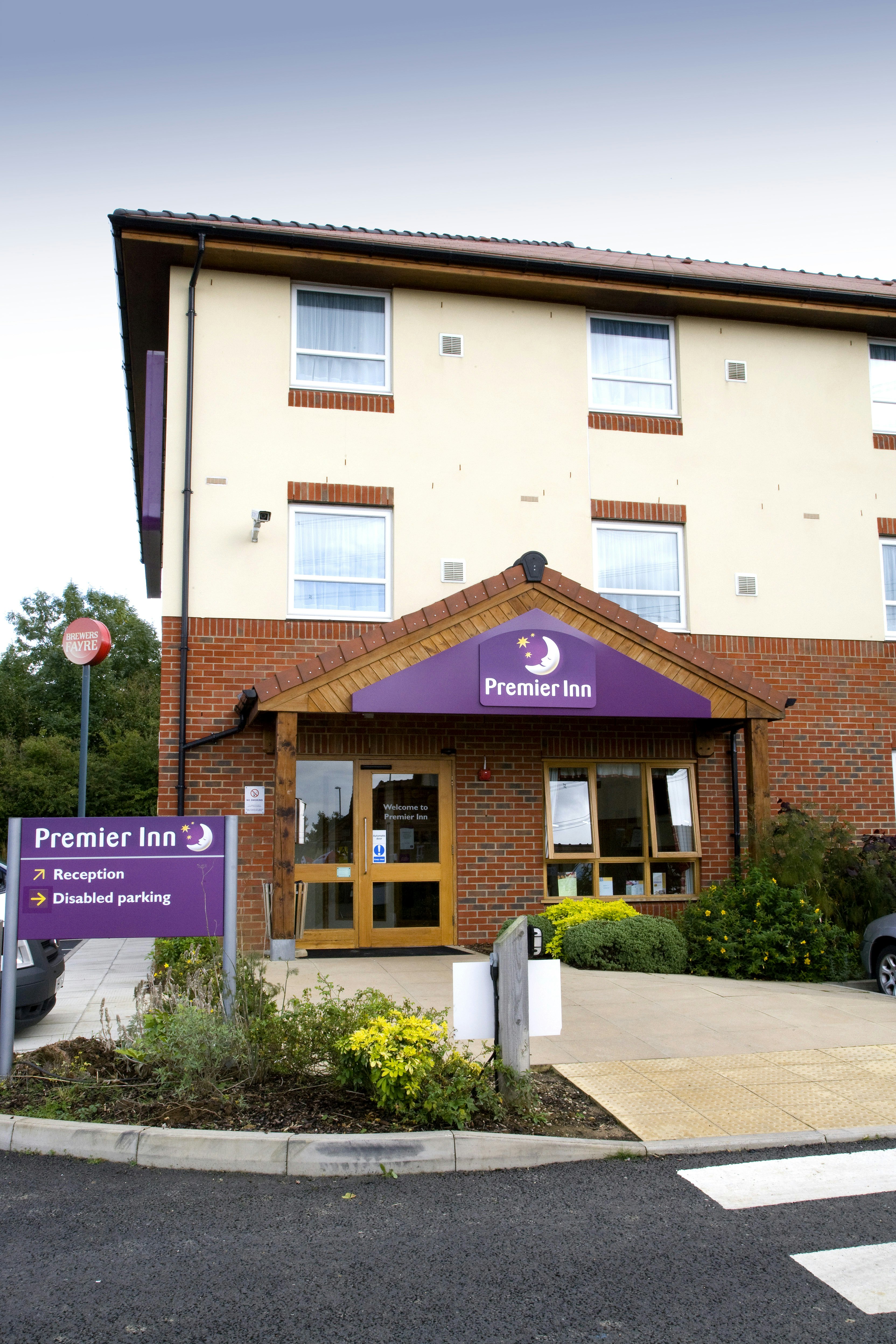 Premier Inn Grantham 6/25