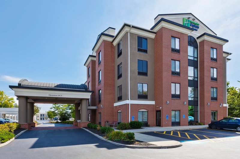 Holiday Inn Express Hotel & Suites Cleveland-Richfield 57/59