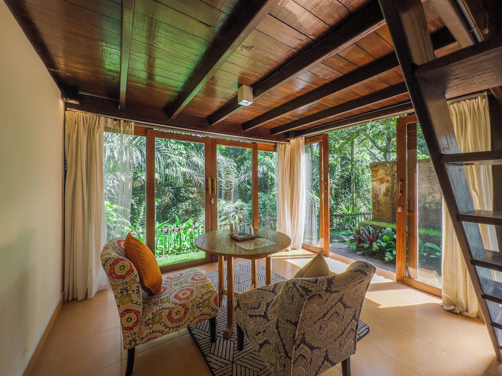 Ubud Sari Health Resort 71/84