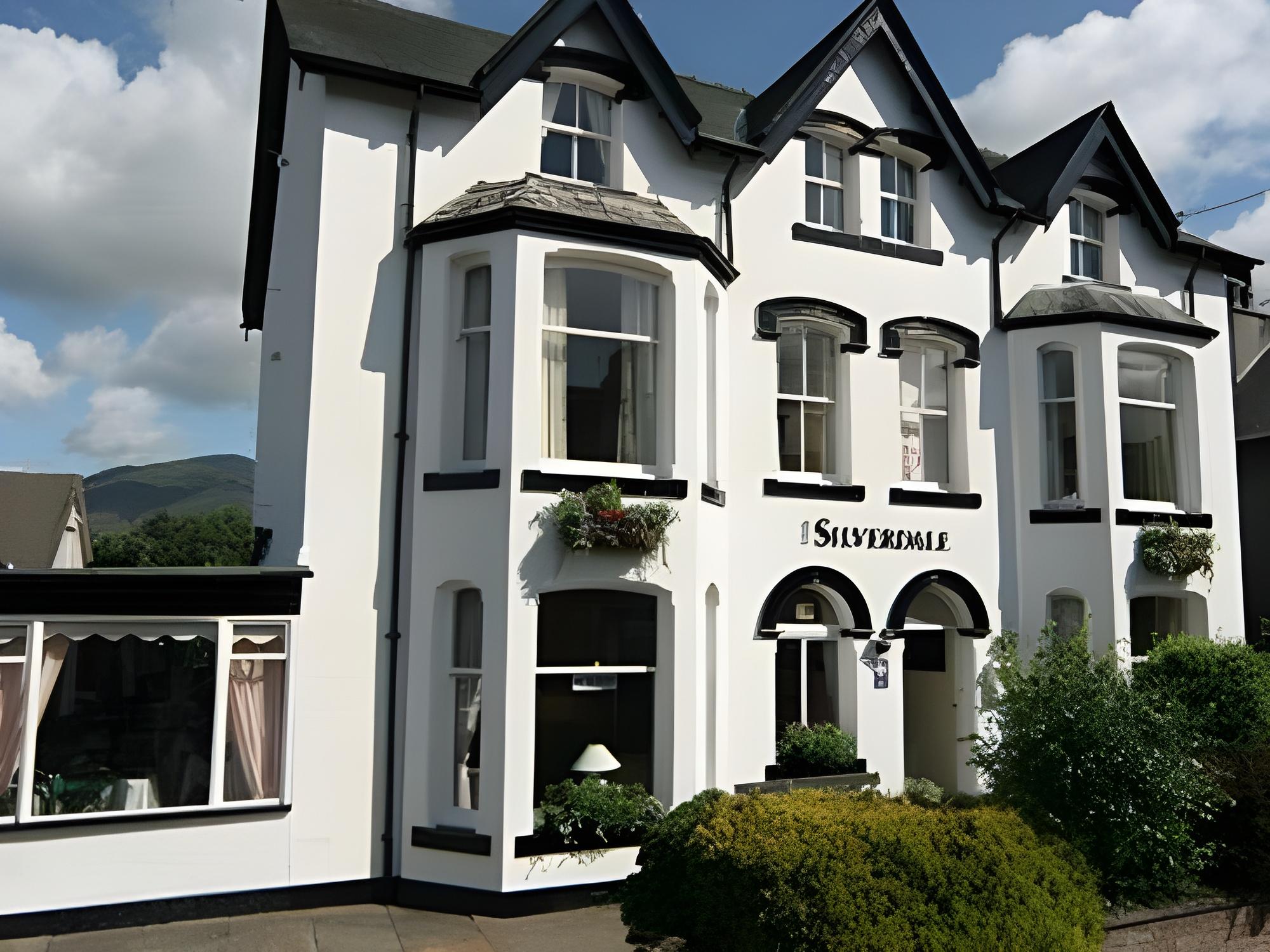 The Silverdale 2/8
