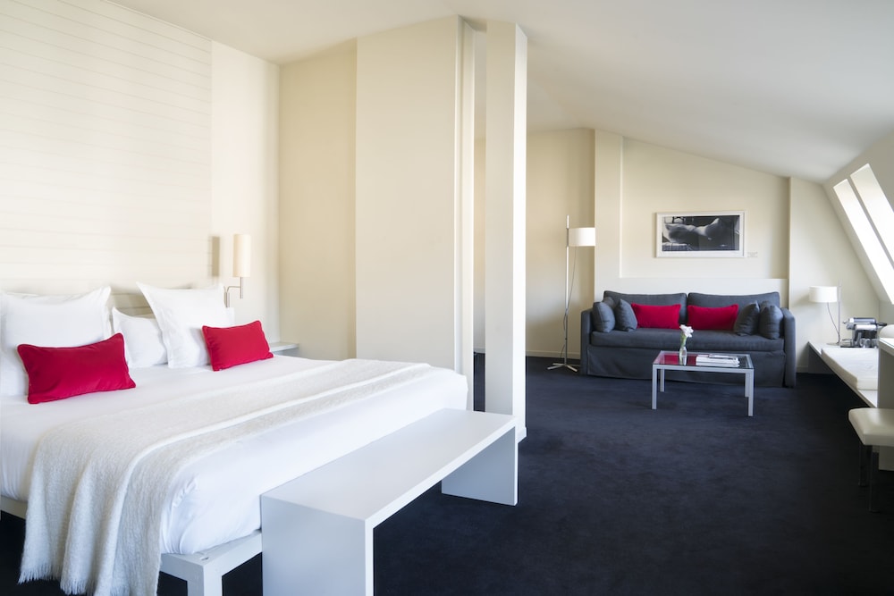 Miro Hotel 23/70