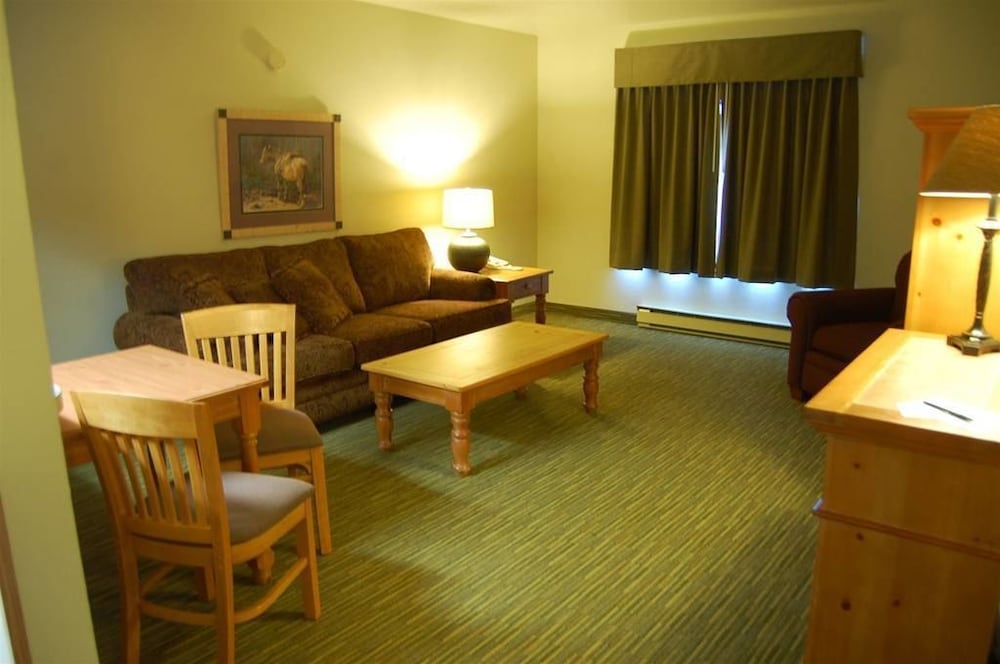 Days Inn and Suites by Wyndham Downtown Missoula-University 31/66