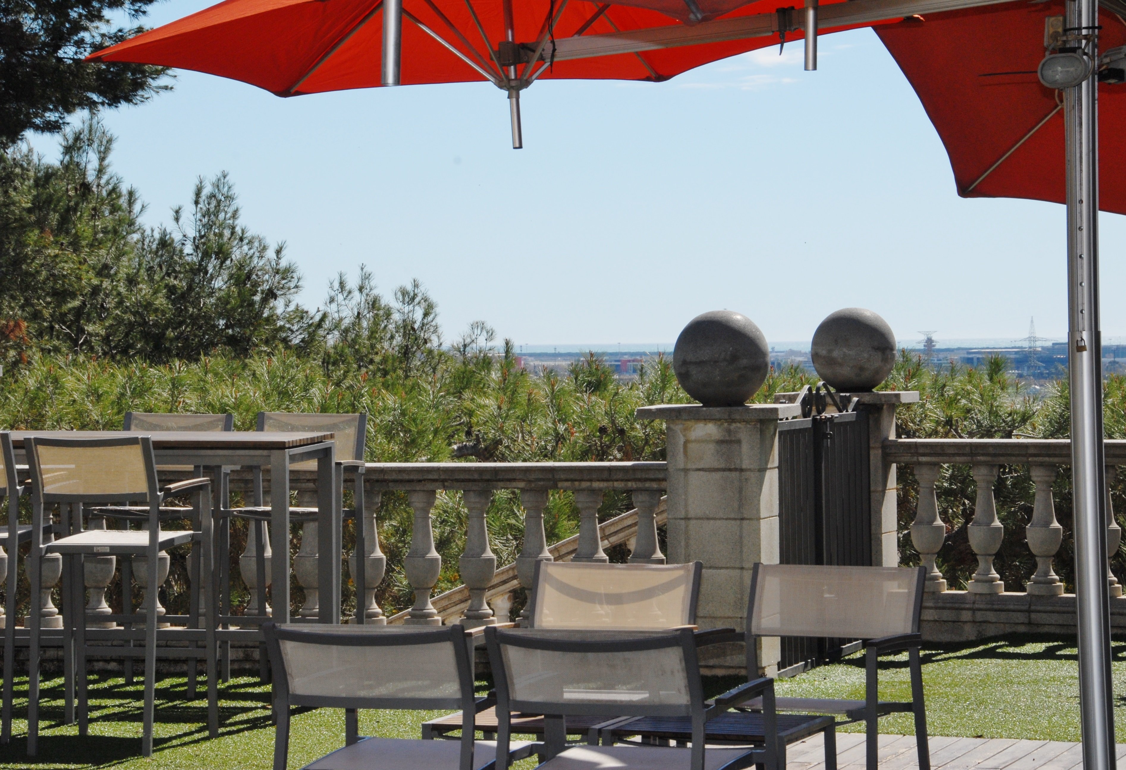 Hotel El Castell 33/48