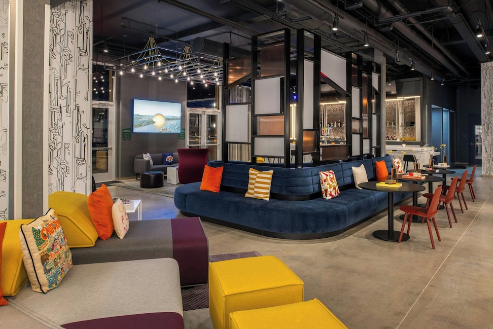Aloft Sacramento Airport Natomas 15/43