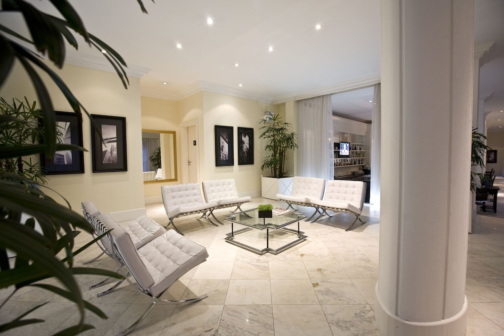 Lobby at Rockefeller by Slaviero Hoteis, CURITIBA
