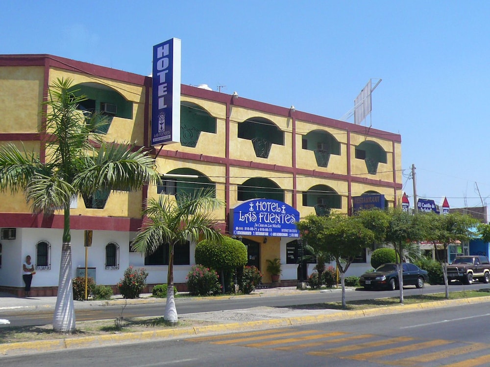 Hotel Las Fuentes 2/64