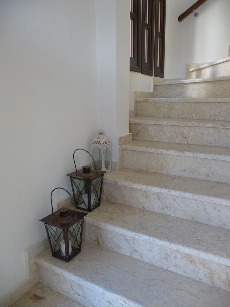 Helianthus Guesthouse 26/50