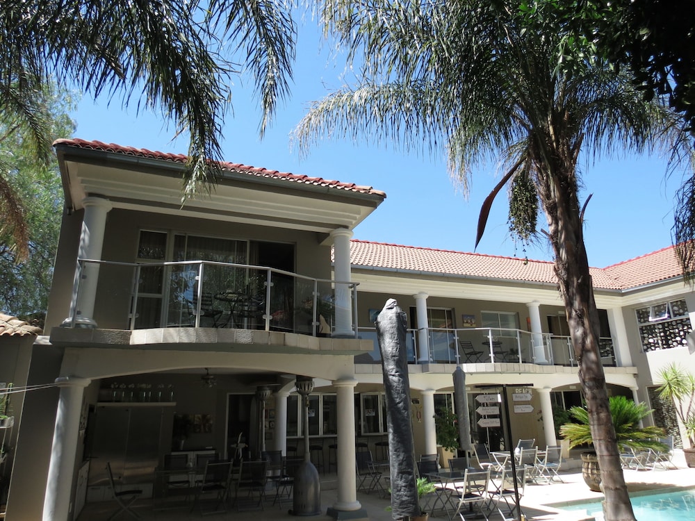 Cocomo Guesthouse Spa And Conference Centre 3/100