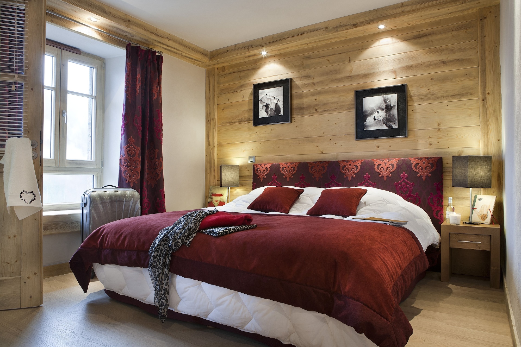 3 Bedrooms, Cabin, Apartment, Double and Twin Beds, Bunk Bed, 2 Sofa