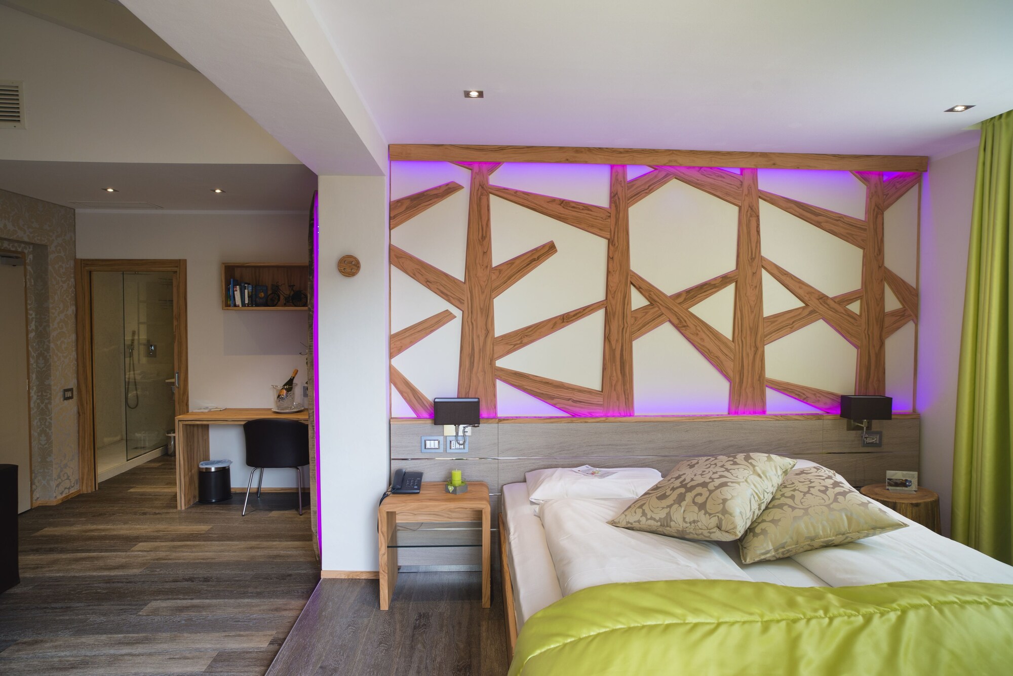 Junior Suite, Studio, Double Bed, Lake View