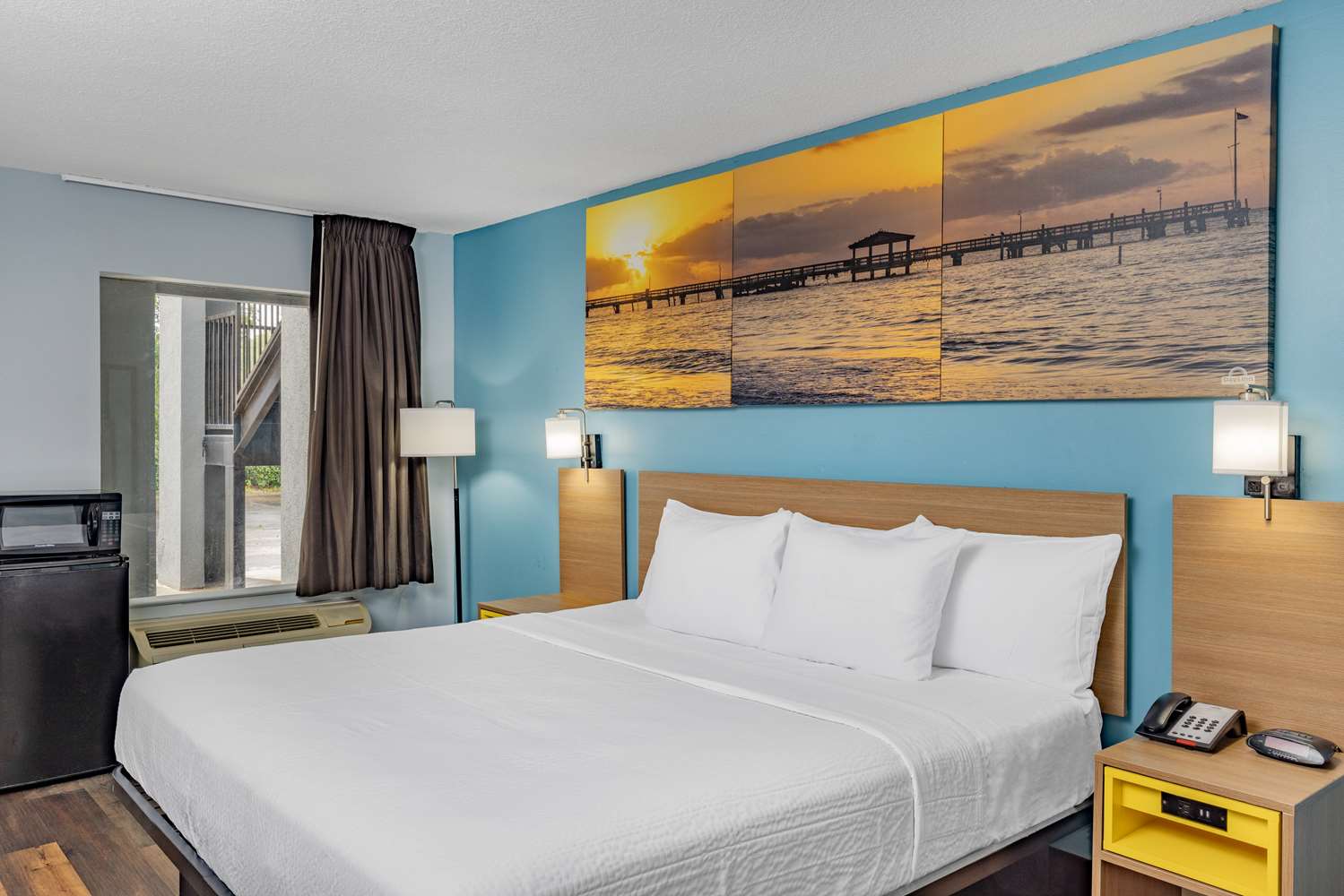 Days Inn by Wyndham Pensacola I-10 12/34