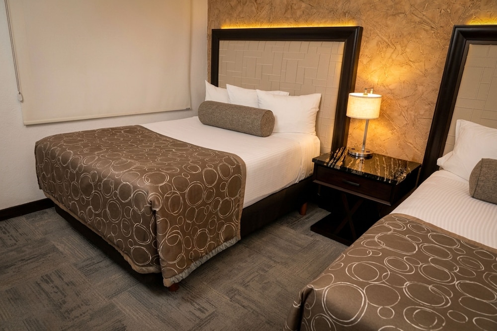 Business Hotel And Suites Maria Bonita 37/82