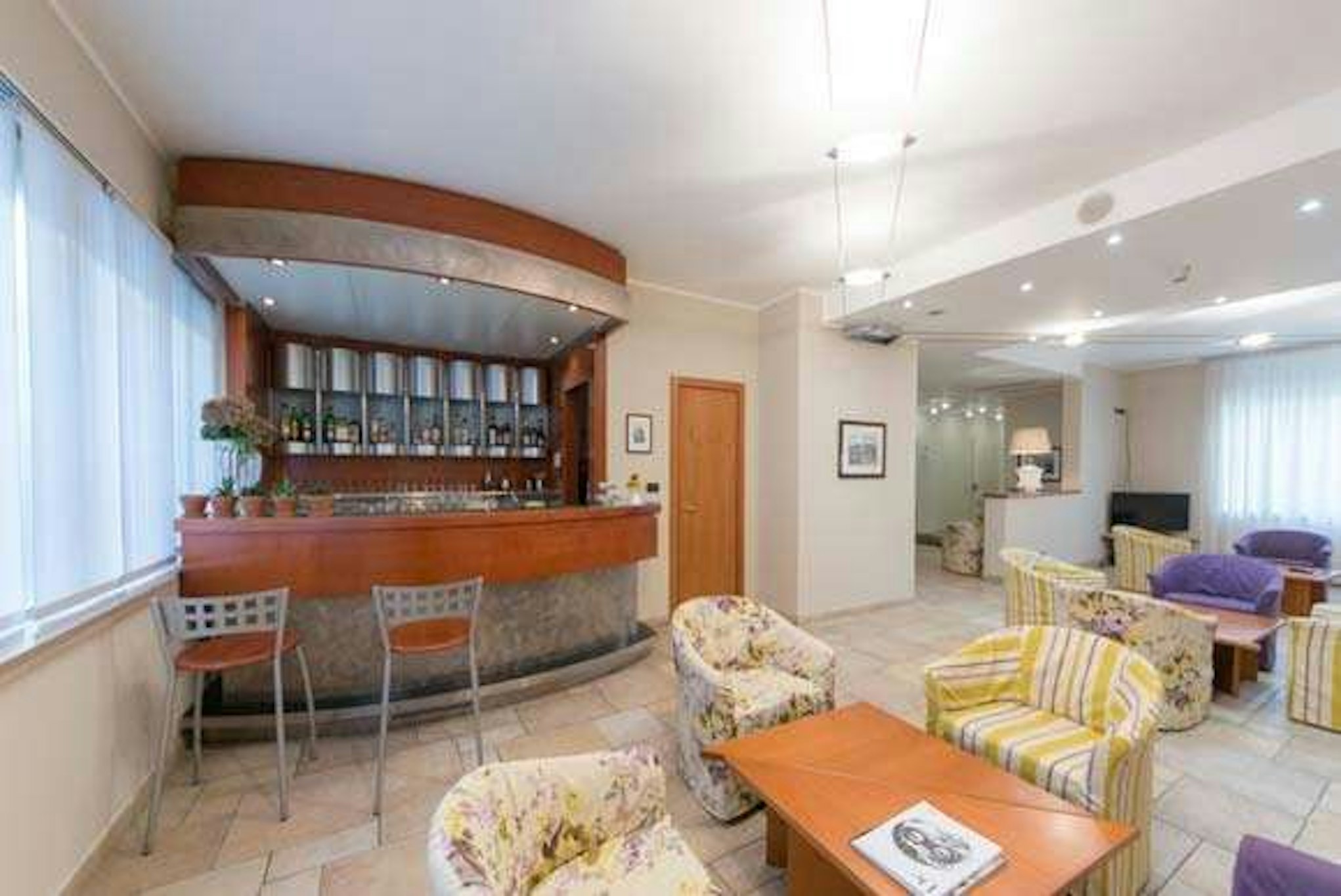 Hotel Lux 17/18