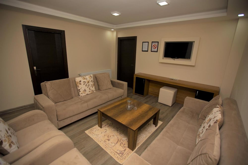 Yayla Hotel 32/49