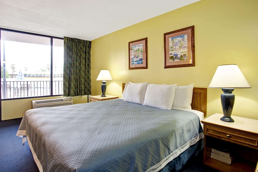 Rodeway Inn Davenport Champions Gate 13/33