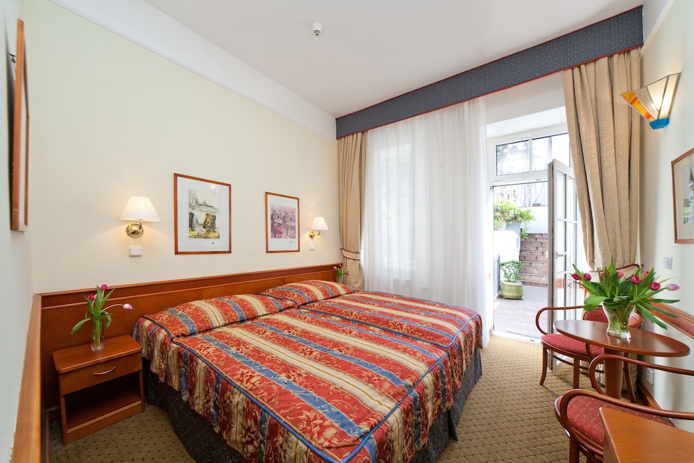 Boutique Hotel 16 14/50