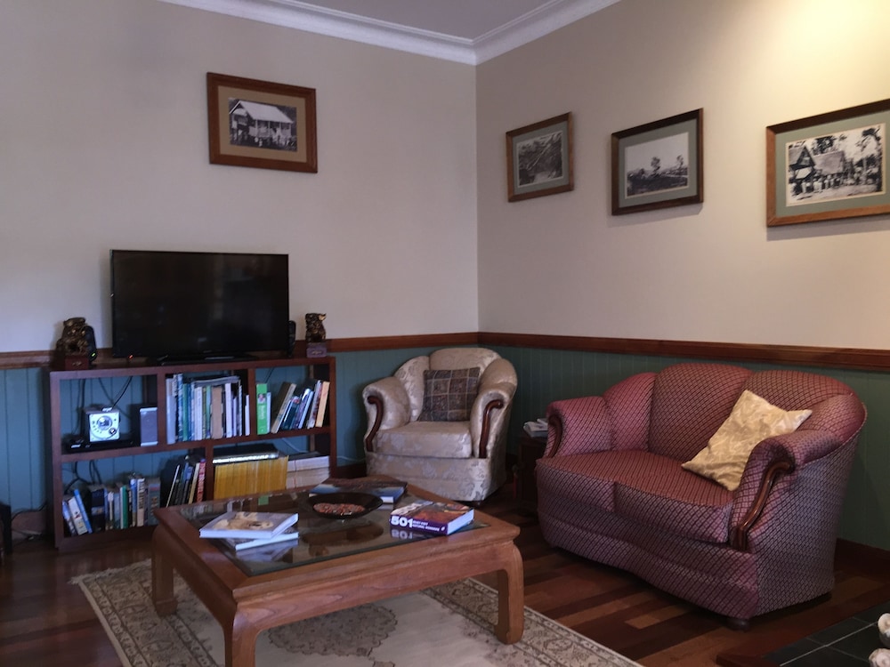 AMAMOOR LODGE 35/63