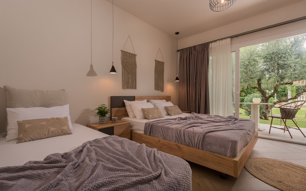 Aeolos Boutique Hotel & Suites 31/65