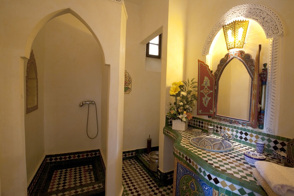Riad Kettani 33/66