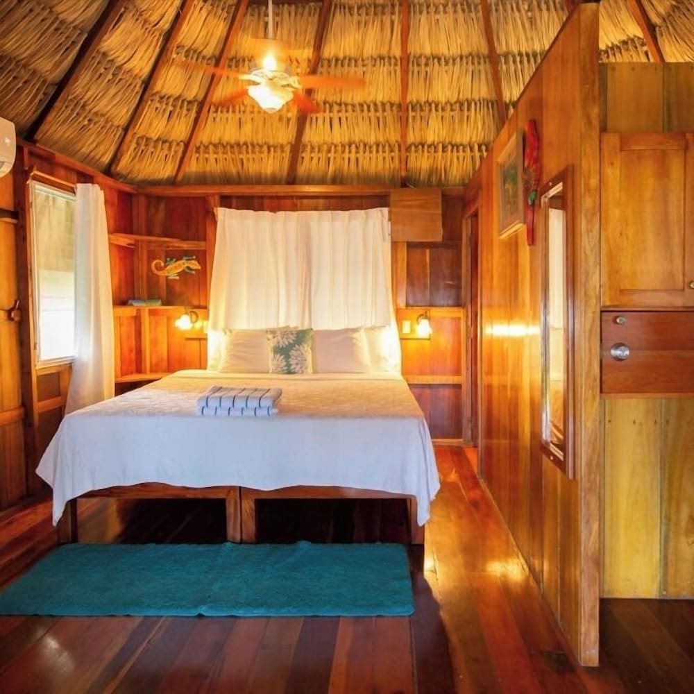 St. George's Caye Resort 9/51