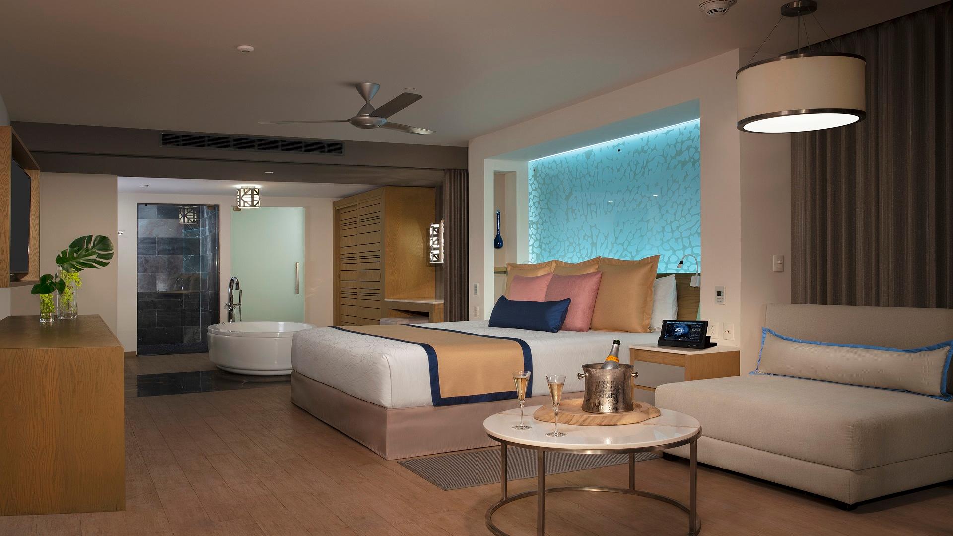 Master, Suite, Partial Sea View