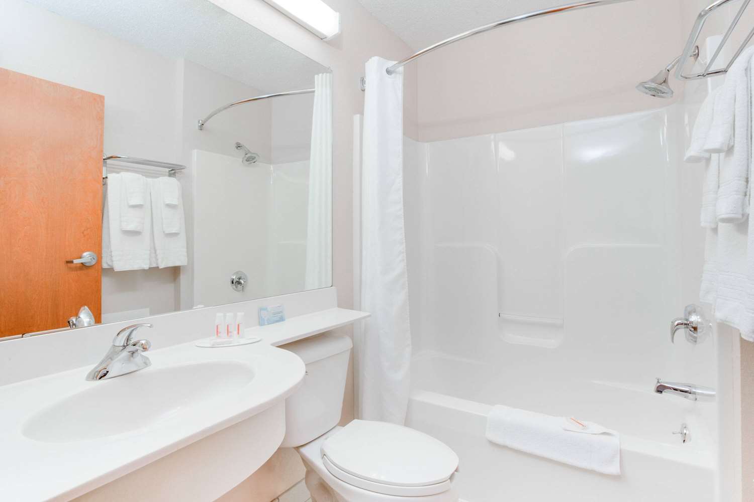 Microtel Inn And Suites Olean Allegany 12/18