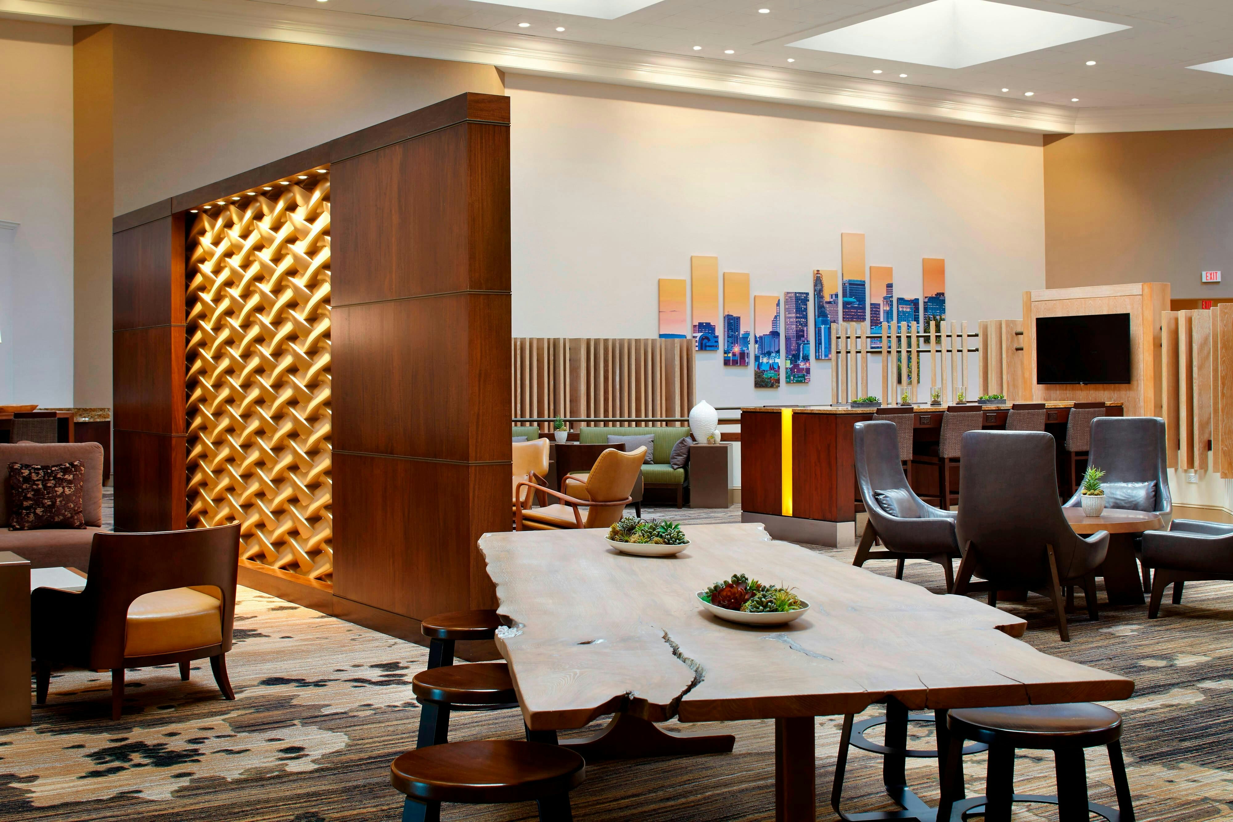 Hartford Windsor Marriott Airport 15/17