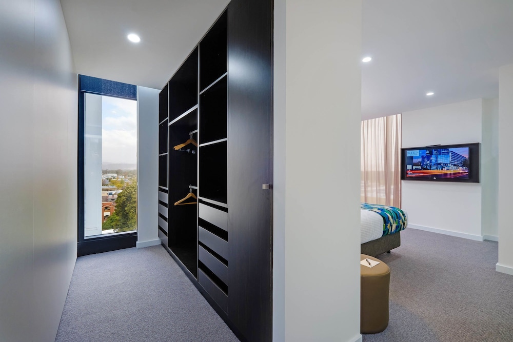 Mantra Albury Hotel 7/70
