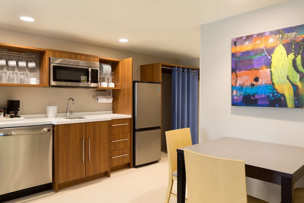 Home2 Suites By Hilton Phoenix Glendale Westgate 4/40
