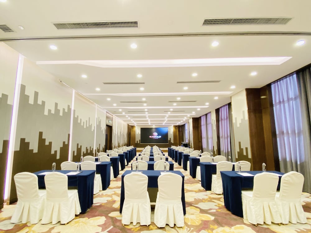 Yinchuan Xifujing Hotel 67/69