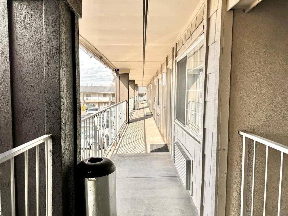 Discovery Inn 30/56