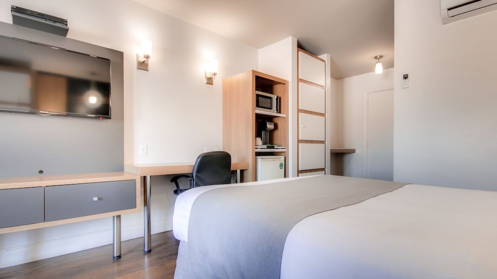 Hotel Marineau Shawinigan 20/26