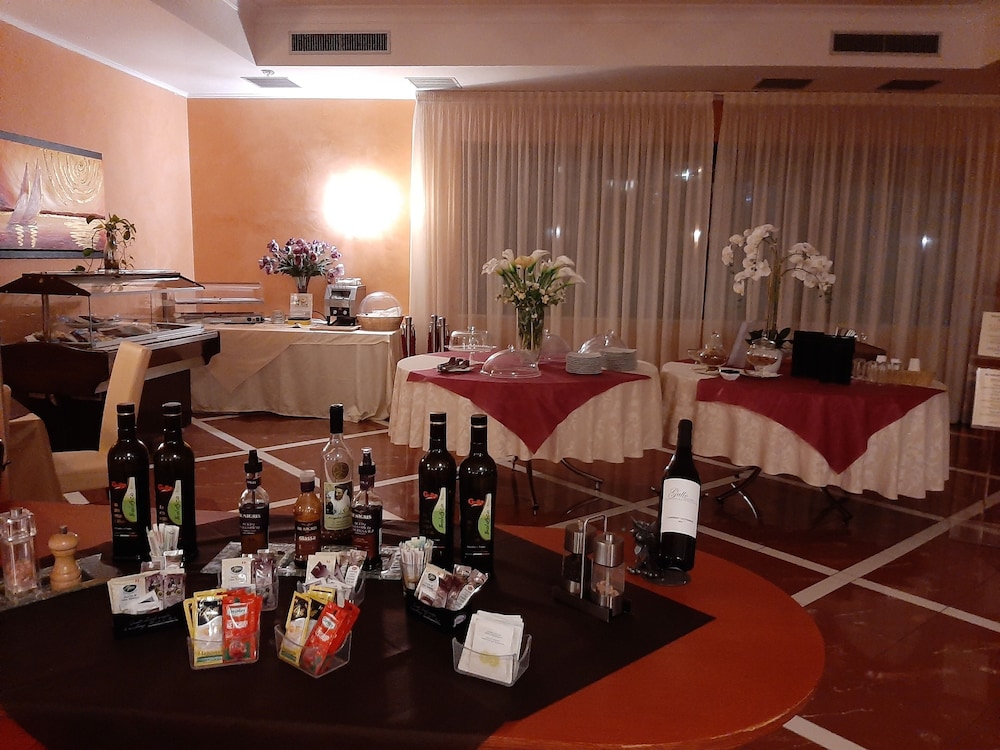 Hotel Gullo 50/62