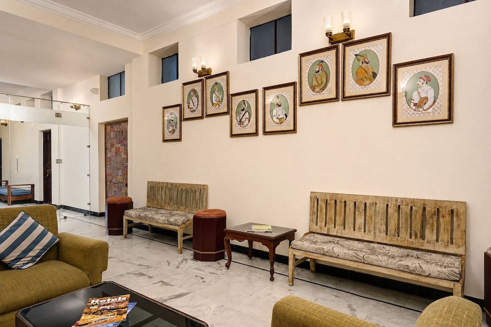 Hotel Sarovar 29/50