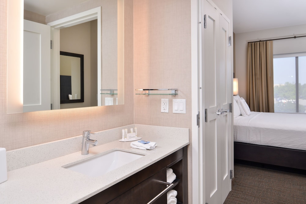 Residence Inn By Marriott Des Moines Ankeny 7/49