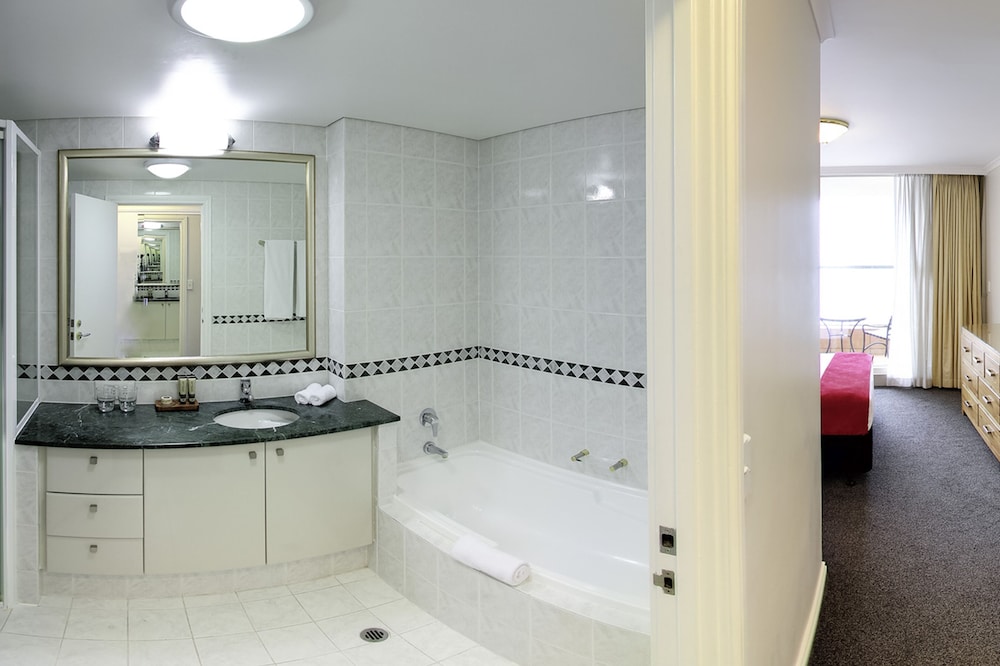 The Sebel Quay West Auckland 40/41