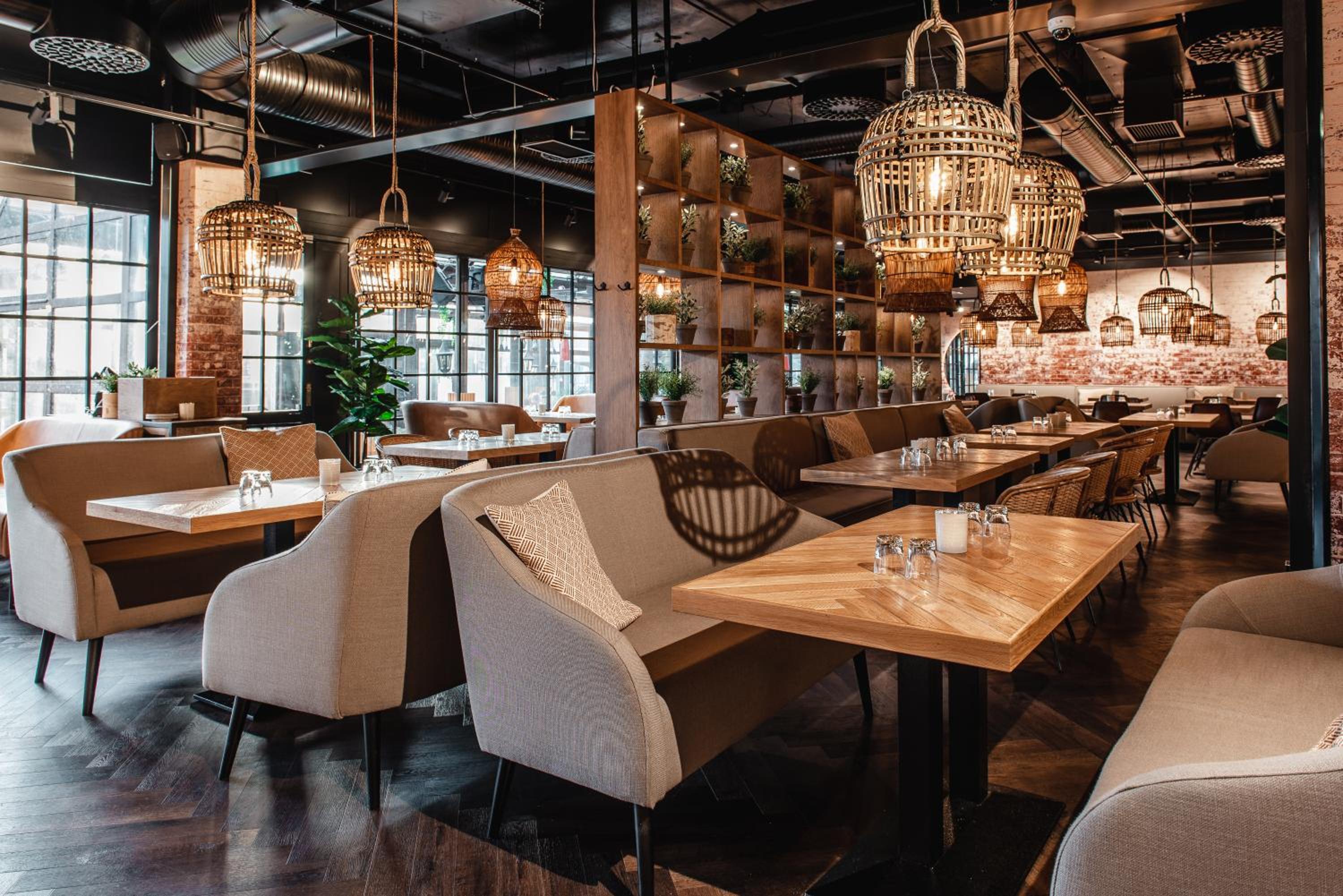 restaurant cafeteria