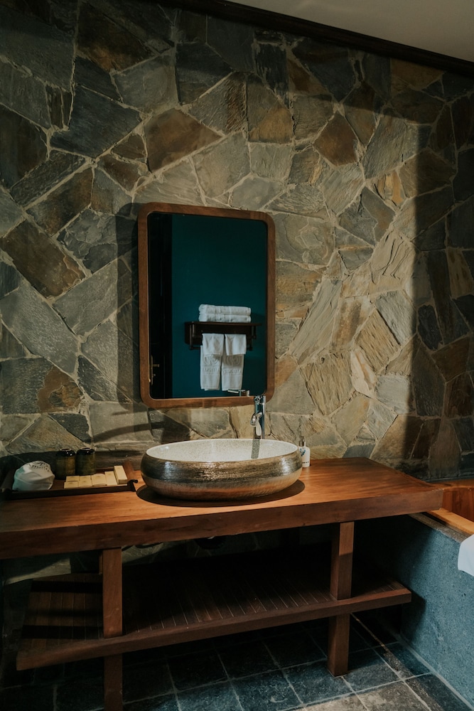 Amour Resort Bavi 44/50