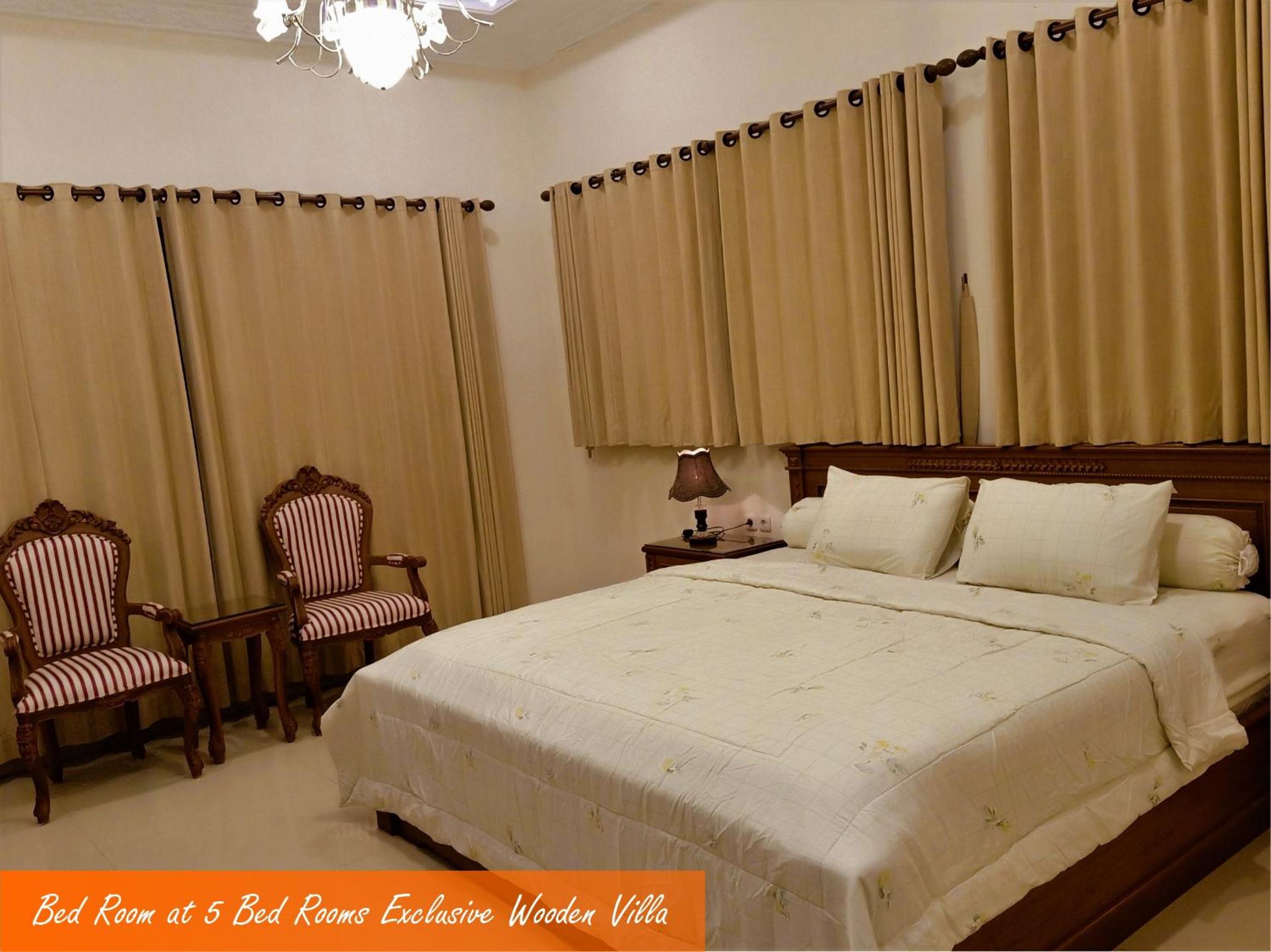 Exclusive, Wooden, 5 Bedrooms, Villa