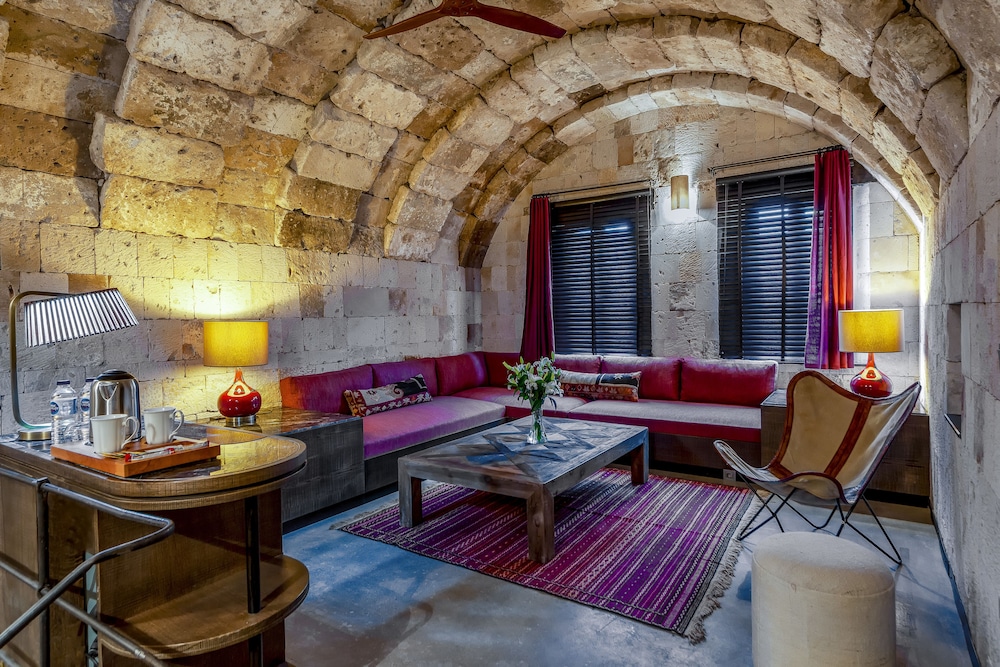 Carus Cappadocia 32/50
