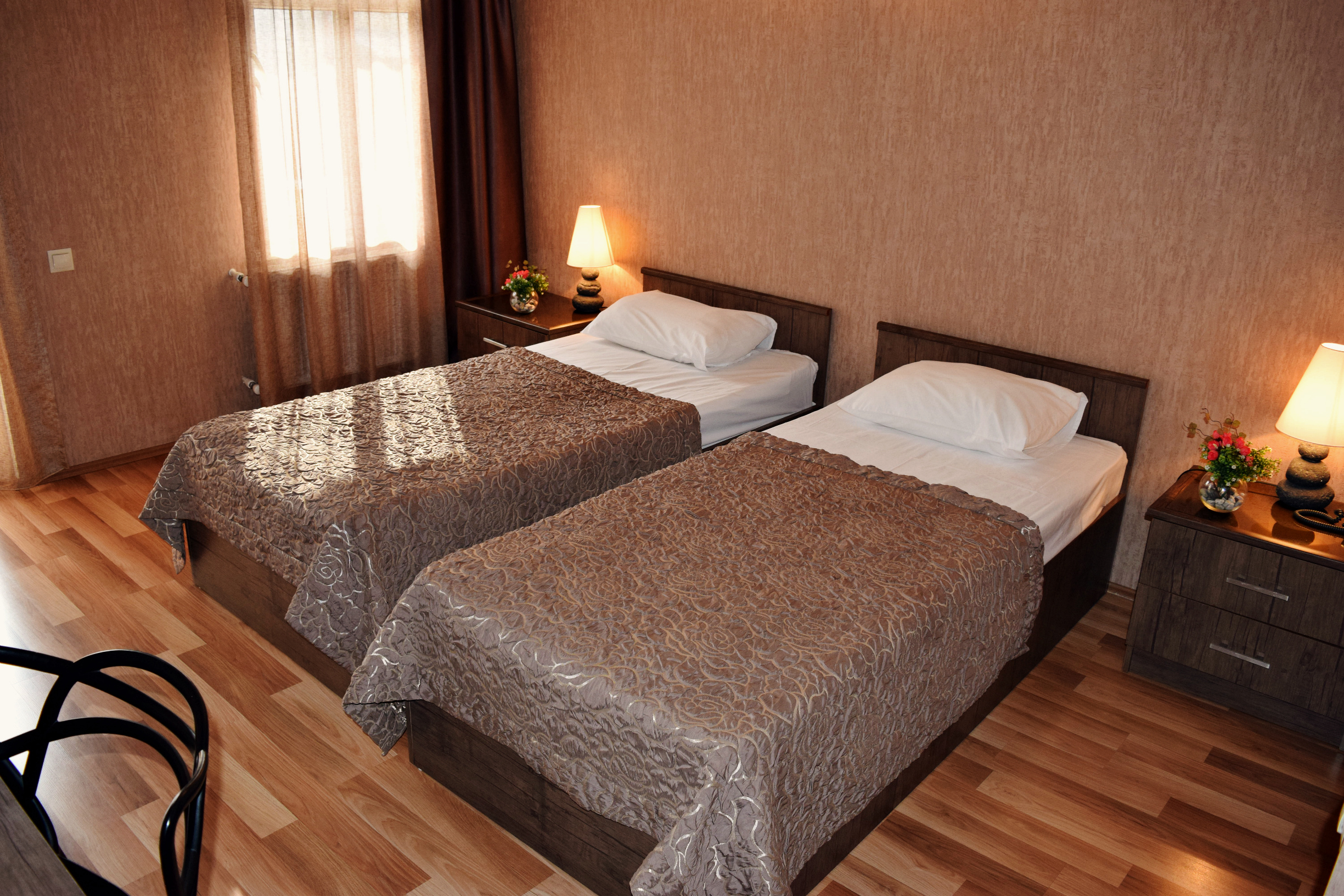 Darchi Hotel 6/36