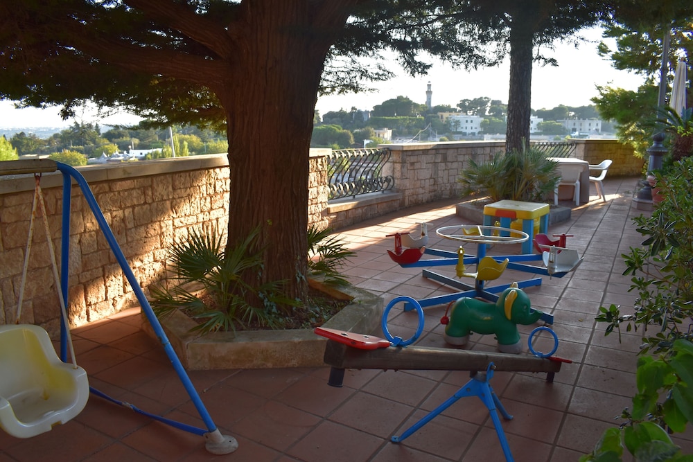 Hotel La Silvana 24/34