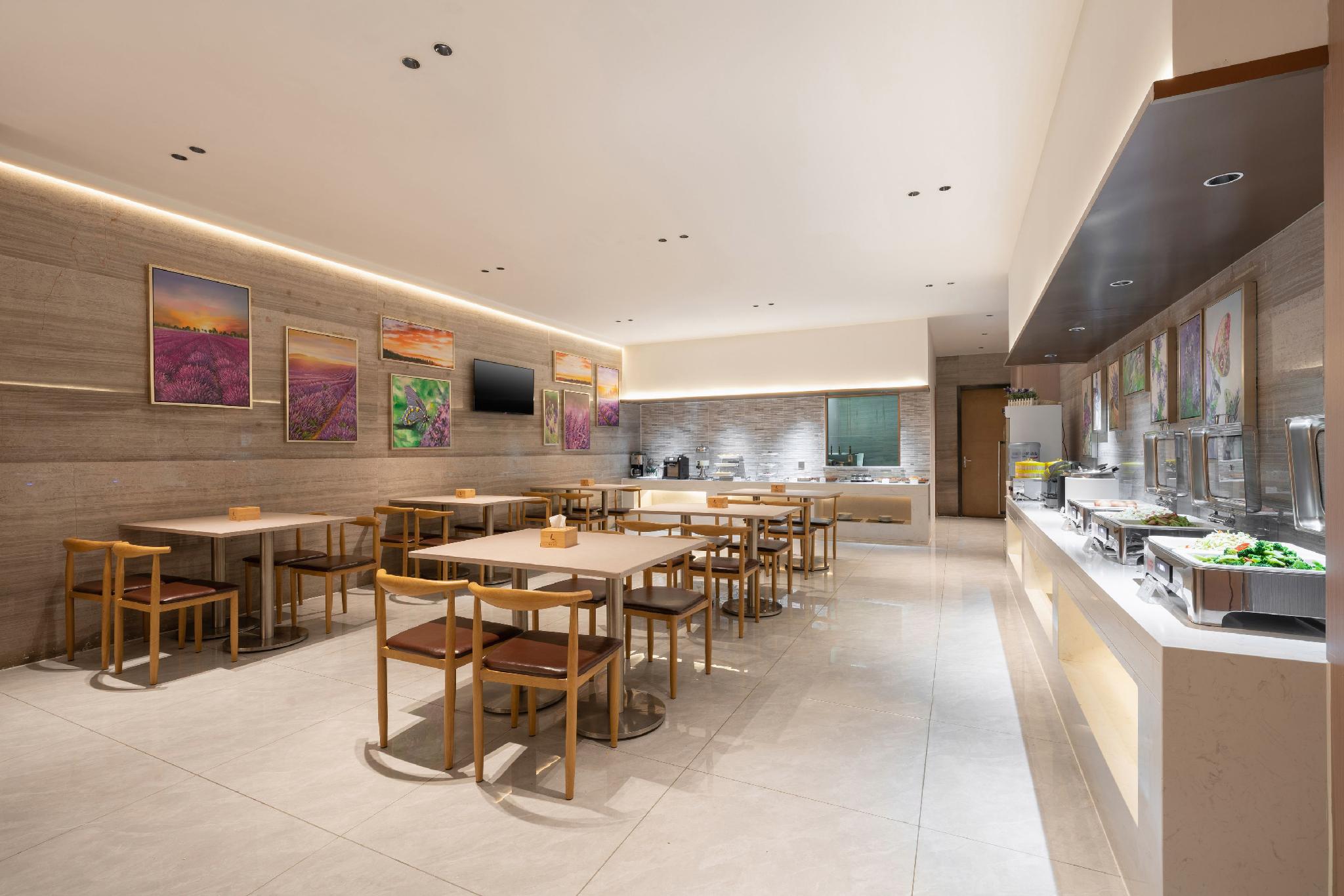 Lavande Hotel (Jinan Provincial Museum CBD Center Store) 35/38