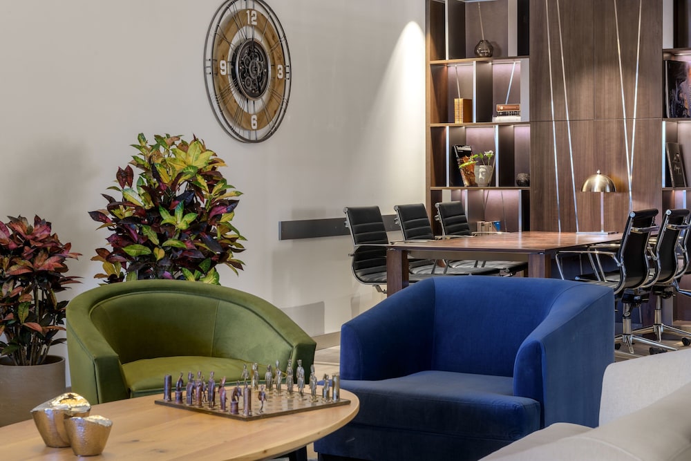 AC Hotel Saint-Julien-en-Genevois 30/48