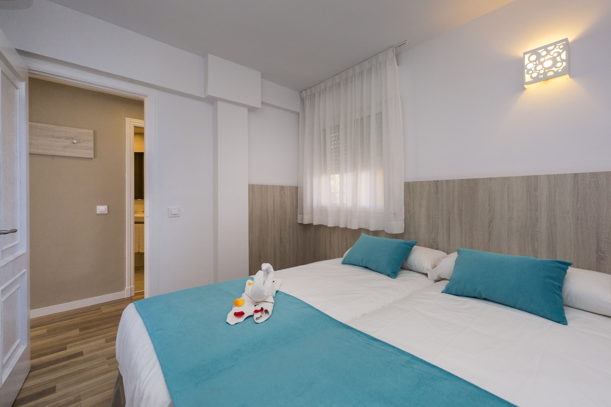 1 Bedroom, Suite, Apartment, Twin Beds