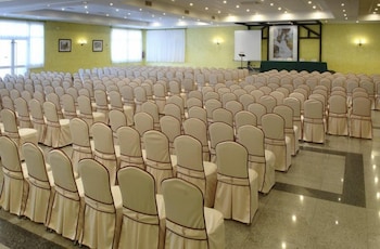 Hotel Mafalda De Castilla 36/43