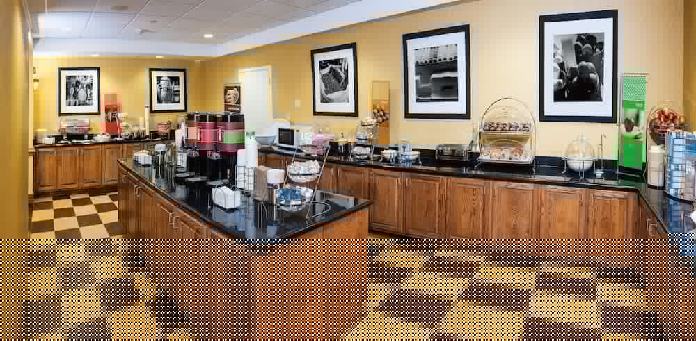 Hampton Inn & Suites Chesapeake-Square Mall 29/41